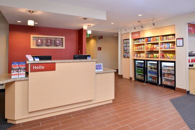 Hotel Towneplace Suites Detroit Commerce