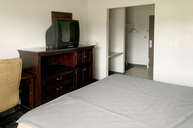 Hotel Lake St Loius