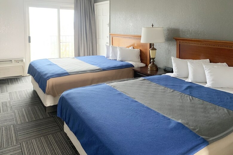 Hotel Lake St Loius
