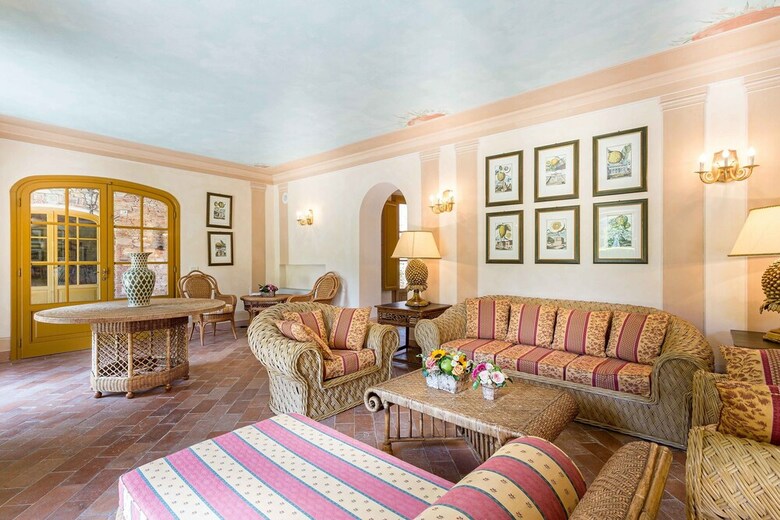 Coselli's Collection Luxury Villas Rental
