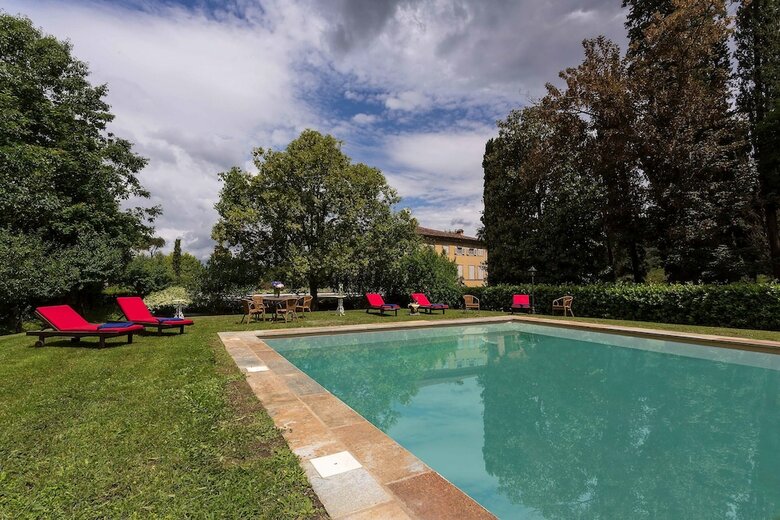 Coselli's Collection Luxury Villas Rental