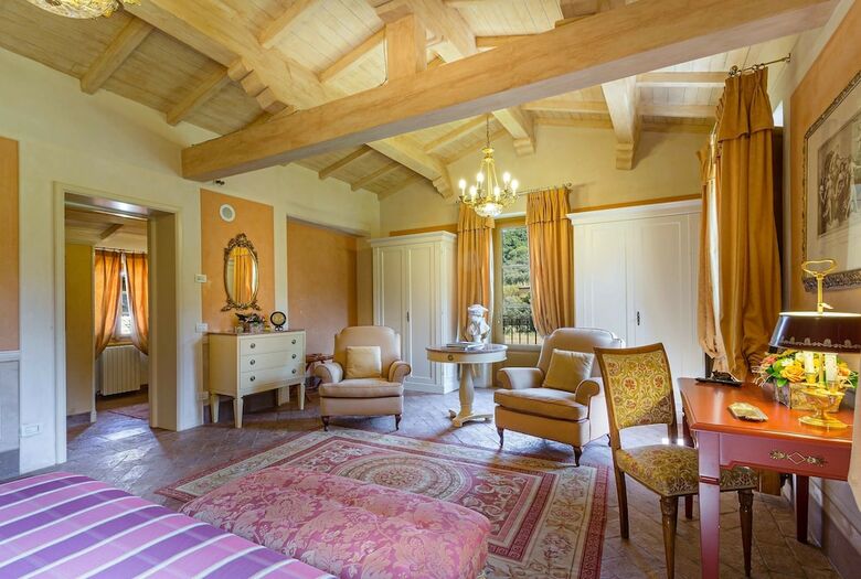 Coselli's Collection Luxury Villas Rental