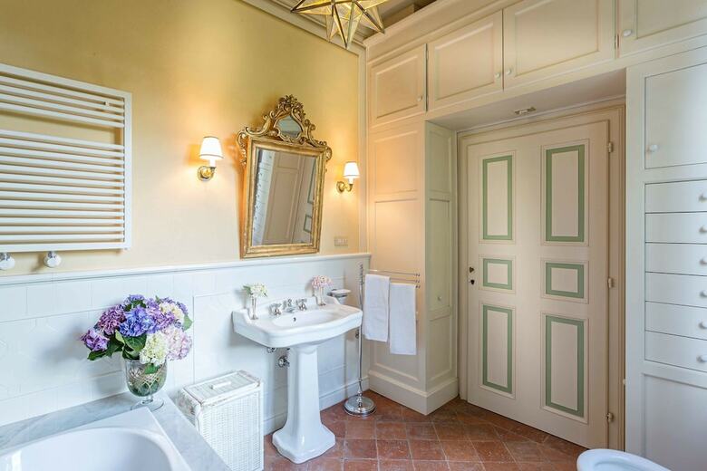 Coselli's Collection Luxury Villas Rental