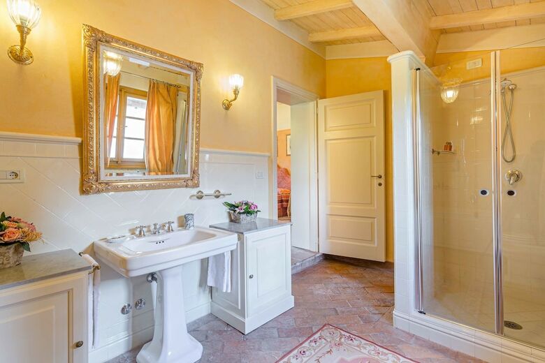 Coselli's Collection Luxury Villas Rental