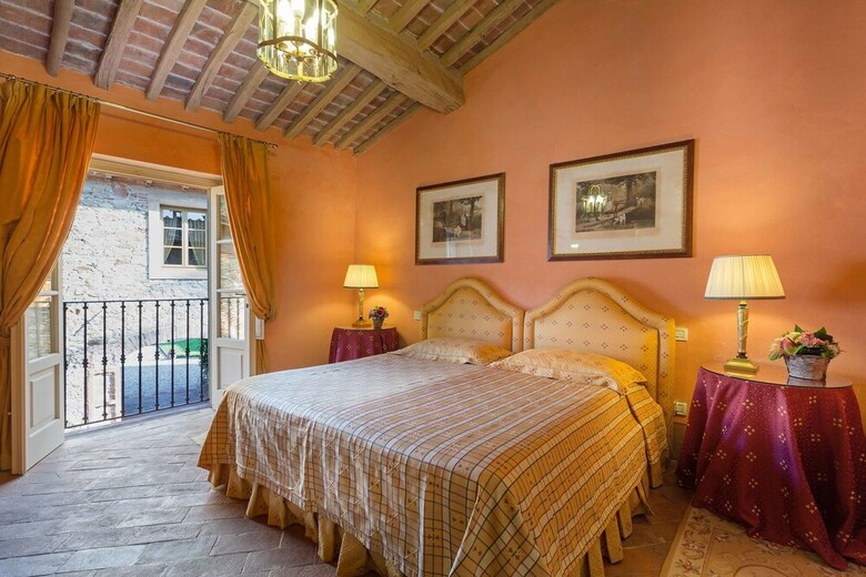 Coselli's Collection Luxury Villas Rental