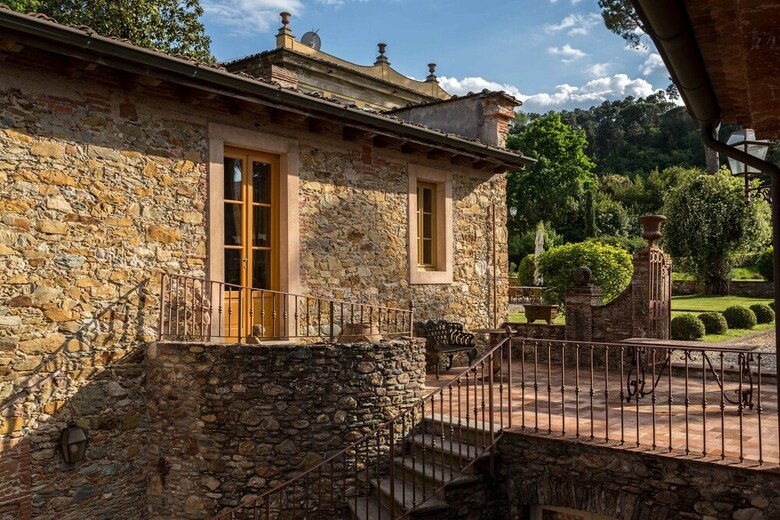 Coselli's Collection Luxury Villas Rental