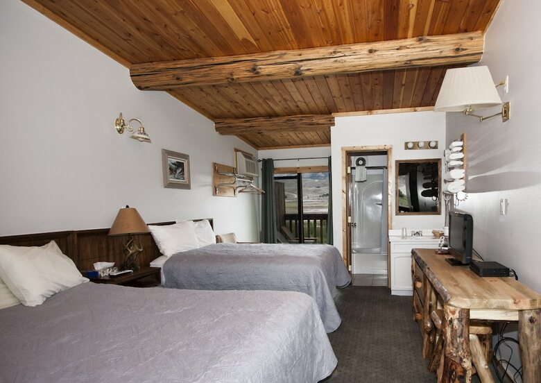 Hotel Yellowstone Valley Inn