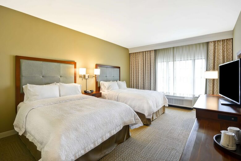 Hotel Hampton Inn & Suites Charleston Airport
