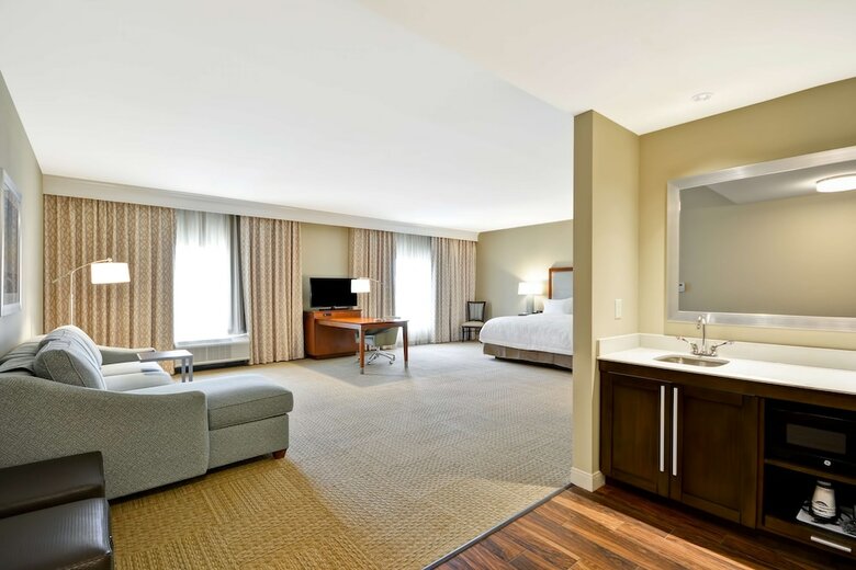 Hotel Hampton Inn & Suites Charleston Airport