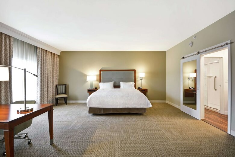 Hotel Hampton Inn & Suites Charleston Airport