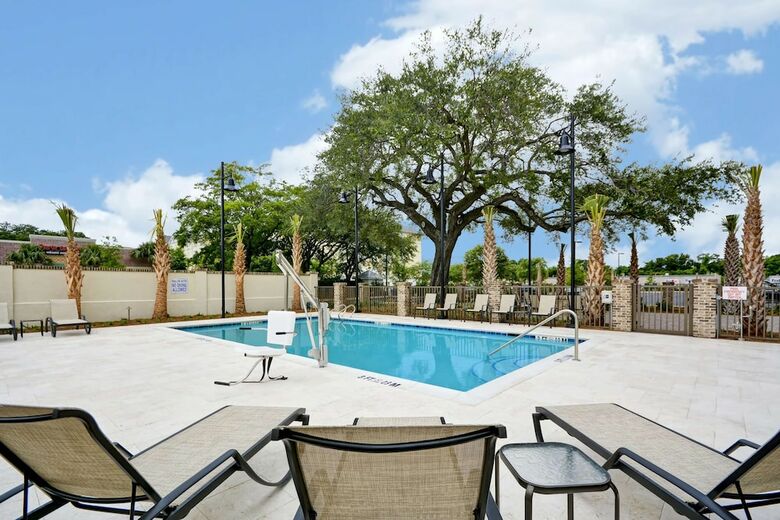 Hotel Hampton Inn & Suites Charleston Airport