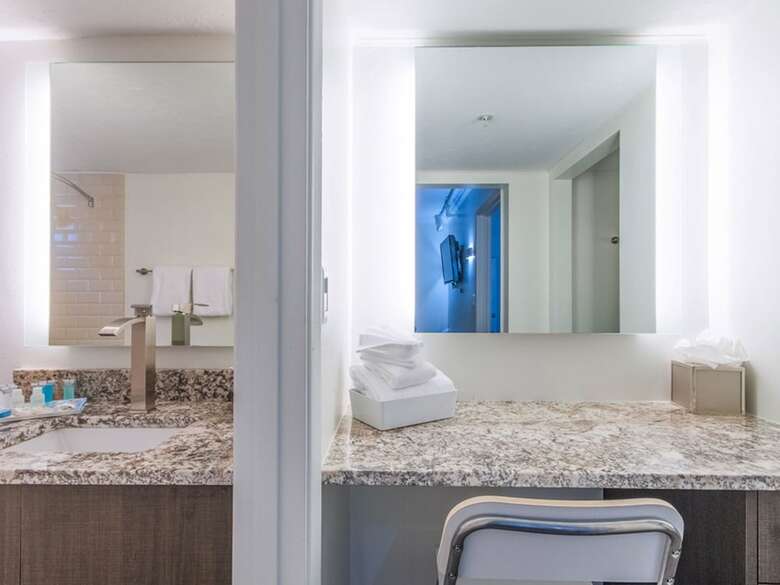 Hibiscus Suites - Gateway To Siesta Key