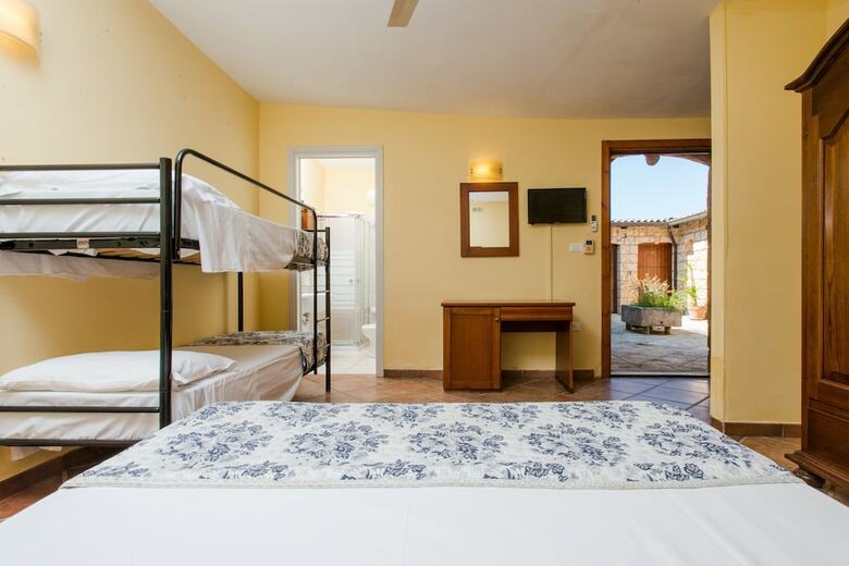 Hotel Relais Masseria Casina Dei Cari