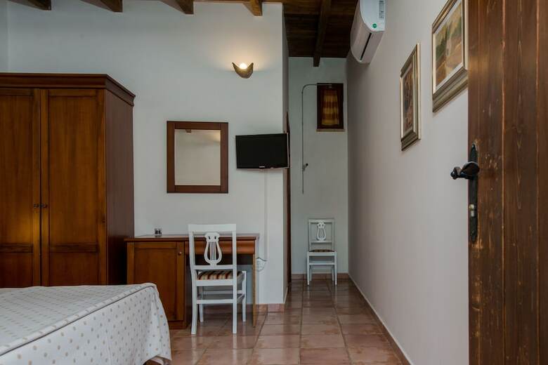 Hotel Relais Masseria Casina Dei Cari