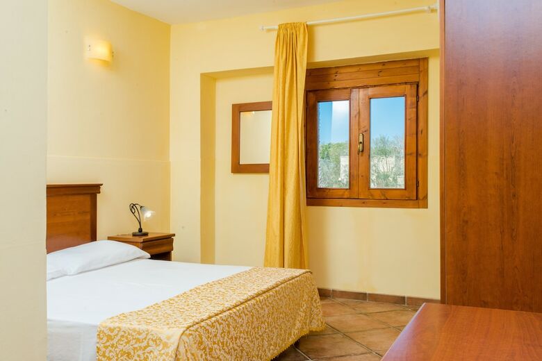 Hotel Relais Masseria Casina Dei Cari