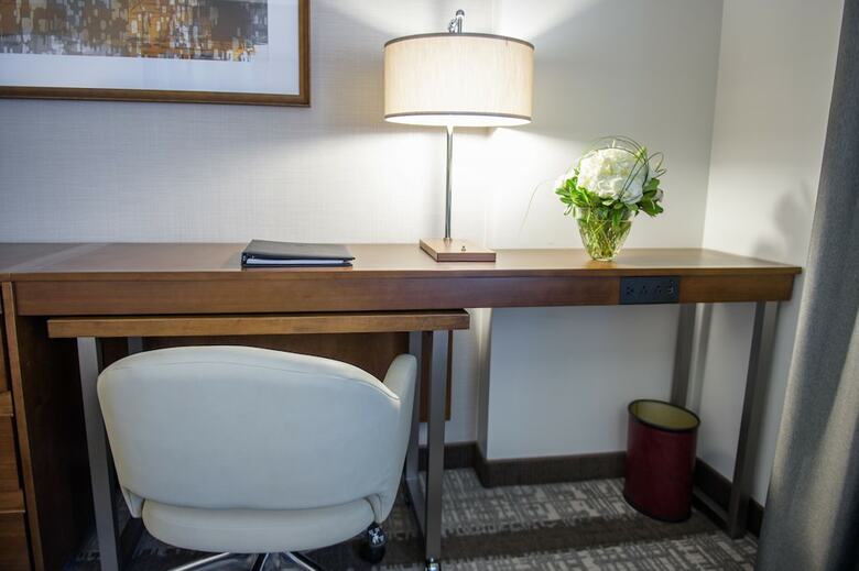 Hotel Crowne Plaza Dulles Airport