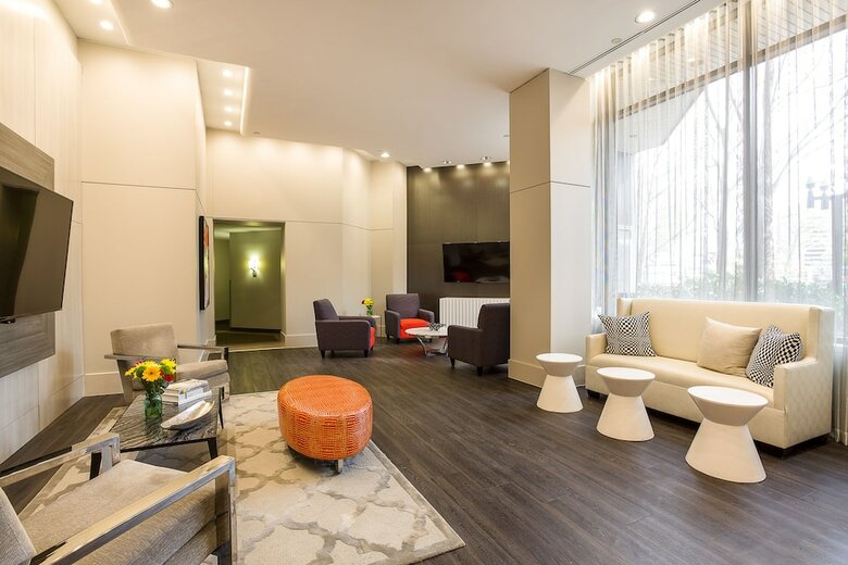 Aparthotel Oakwood Crystal City