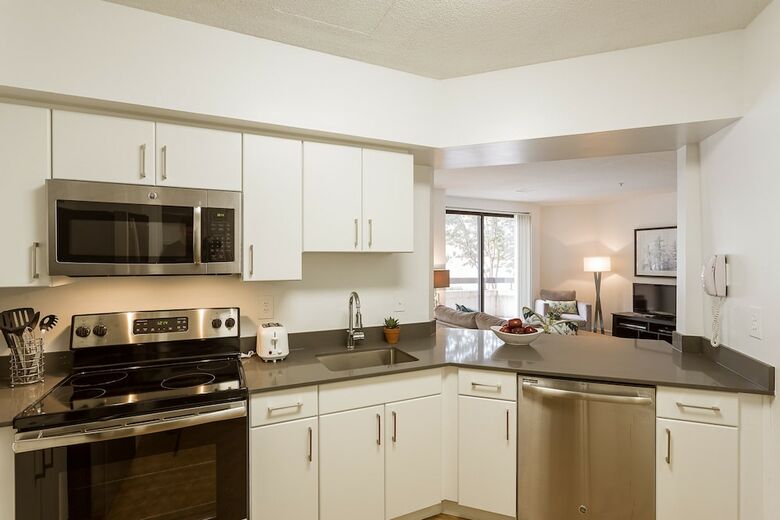 Aparthotel Oakwood Crystal City