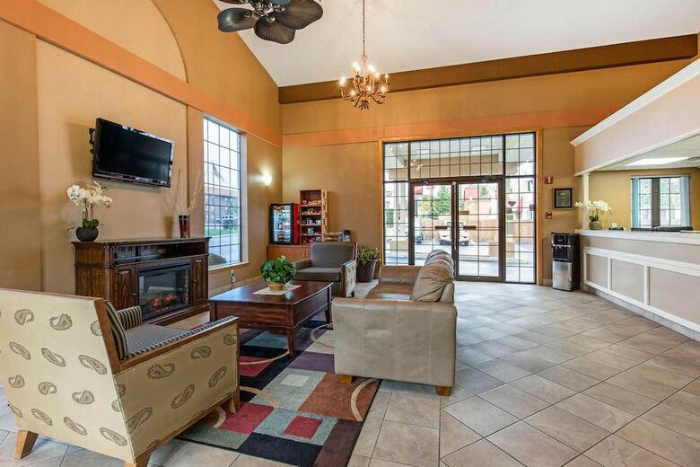 Hotel Econo Lodge At Thousand Hills
