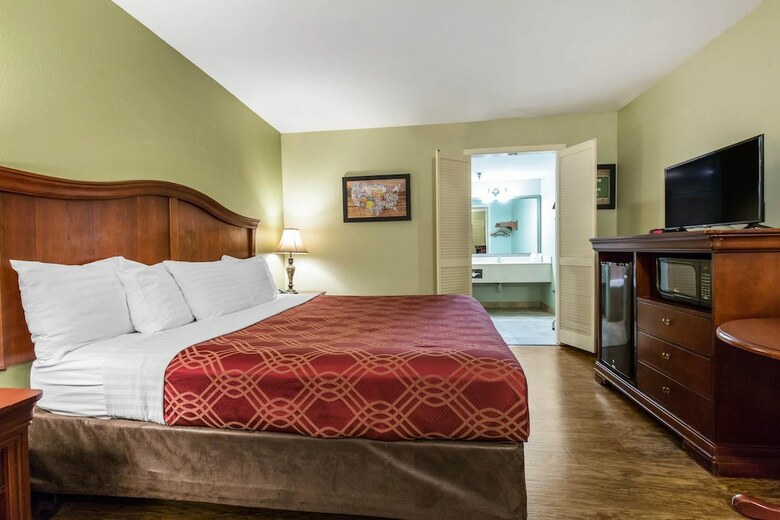 Hotel Econo Lodge At Thousand Hills