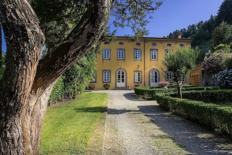 Coselli's Luxury Villas