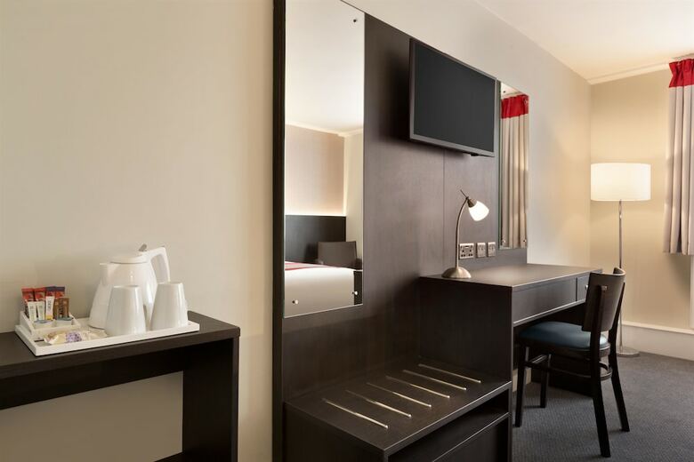 Hotel Ramada By Wyndham Chorley South