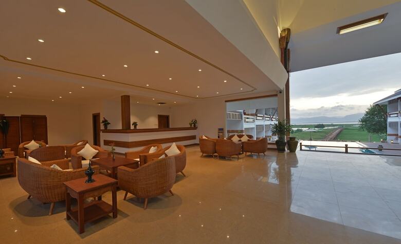 Hotel Ananta Inlay Resort