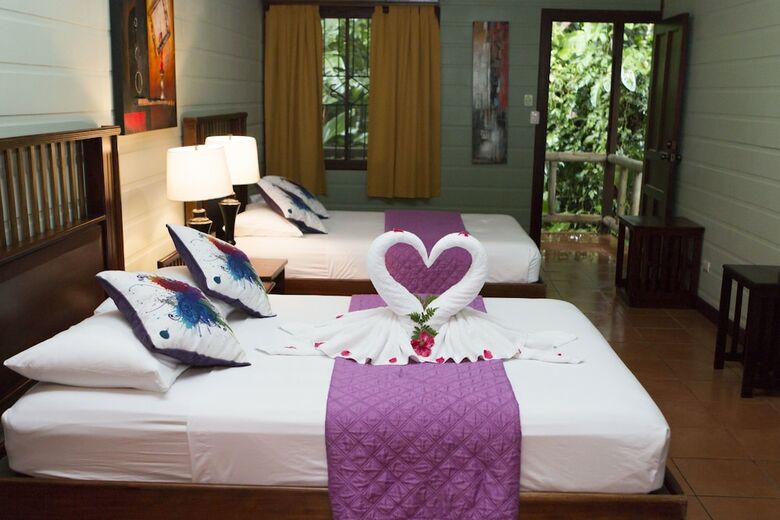 Posada Evergreen Lodge