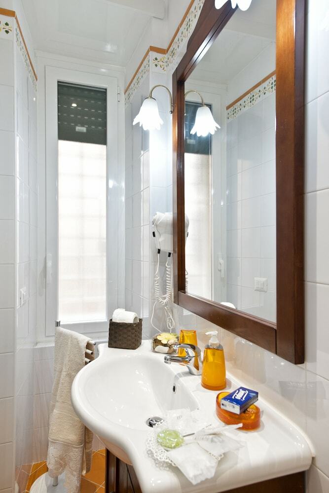 Bed & Breakfast Etere In Prati Rooms