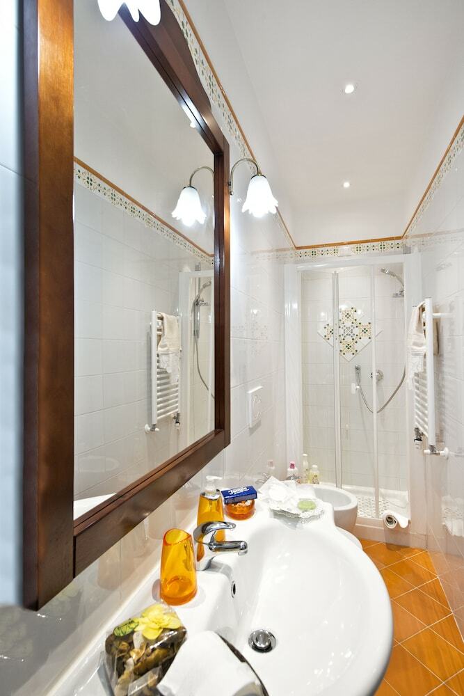 Bed & Breakfast Etere In Prati Rooms