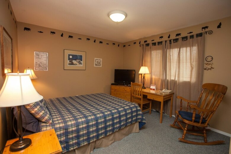 Midnight Sun Inn Bed And Breakfast