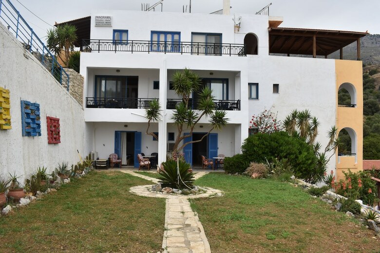 Panorama Studios And Apartments
