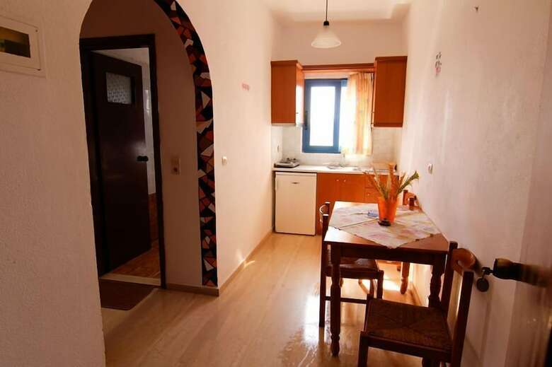 Panorama Studios And Apartments
