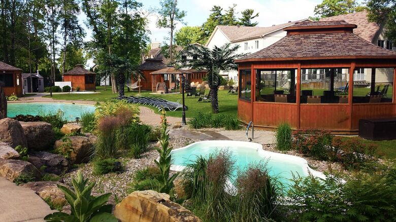 Hotel L'oasis de L'�le Auberge Sant� Et Spa