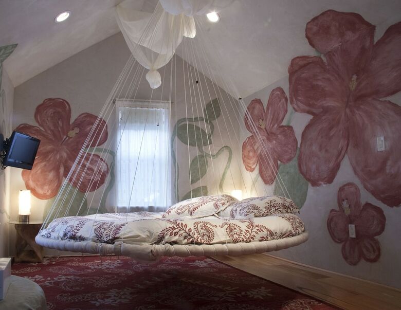 Bed & Breakfast Topia Inn - An Organic Oasis