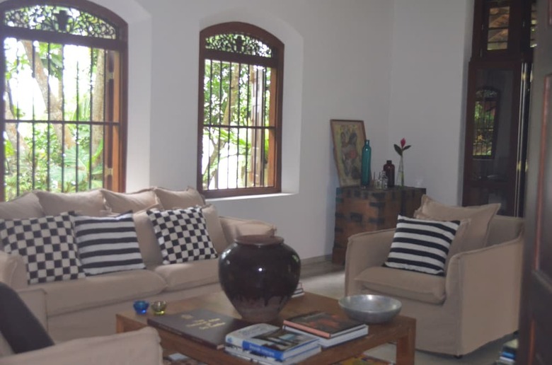 Villa Mo River House