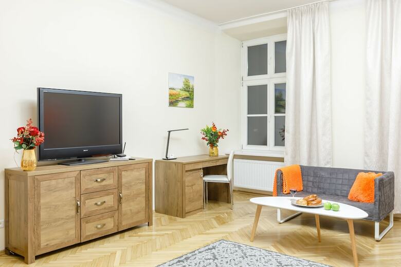 Ok Apartments Old Town