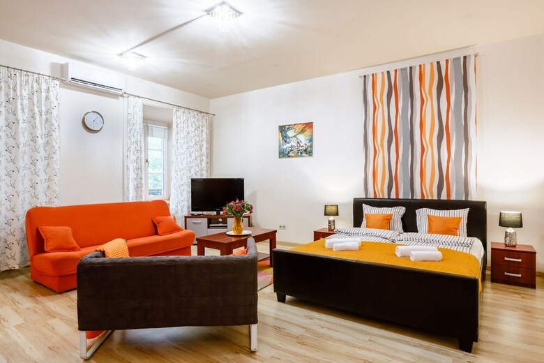 Ok Apartments Old Town