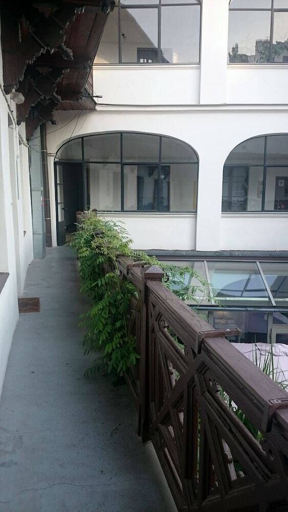 Ok Apartments Old Town