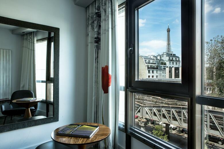 Hotel Le Parisis Paris Tour Eiffel
