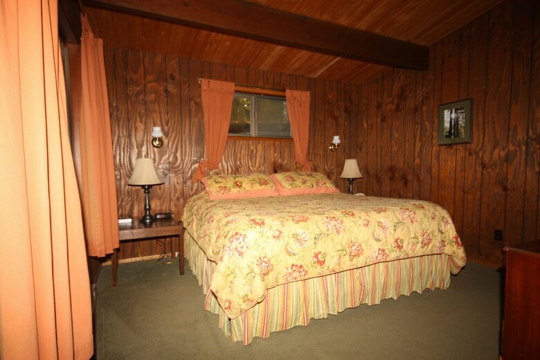 Cabana The Wayfarer Resort