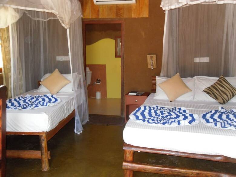 Hotel Kirinda Beach Resort
