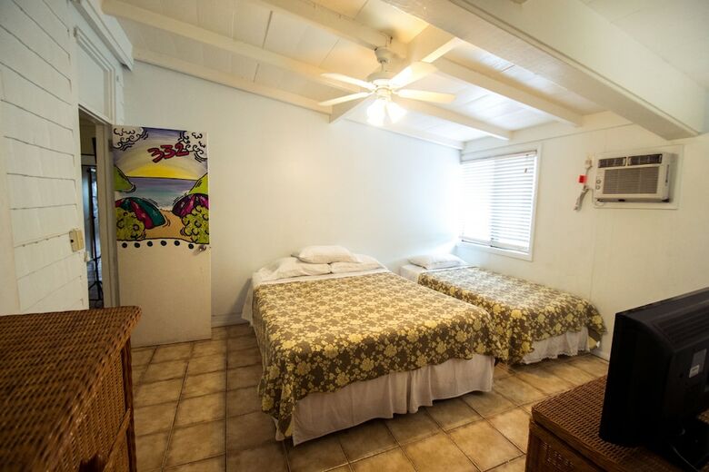 Bed & Breakfast Galleon House Hotel