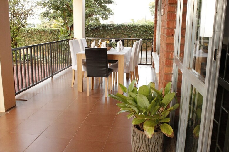 Hotel Papaya Holiday Home