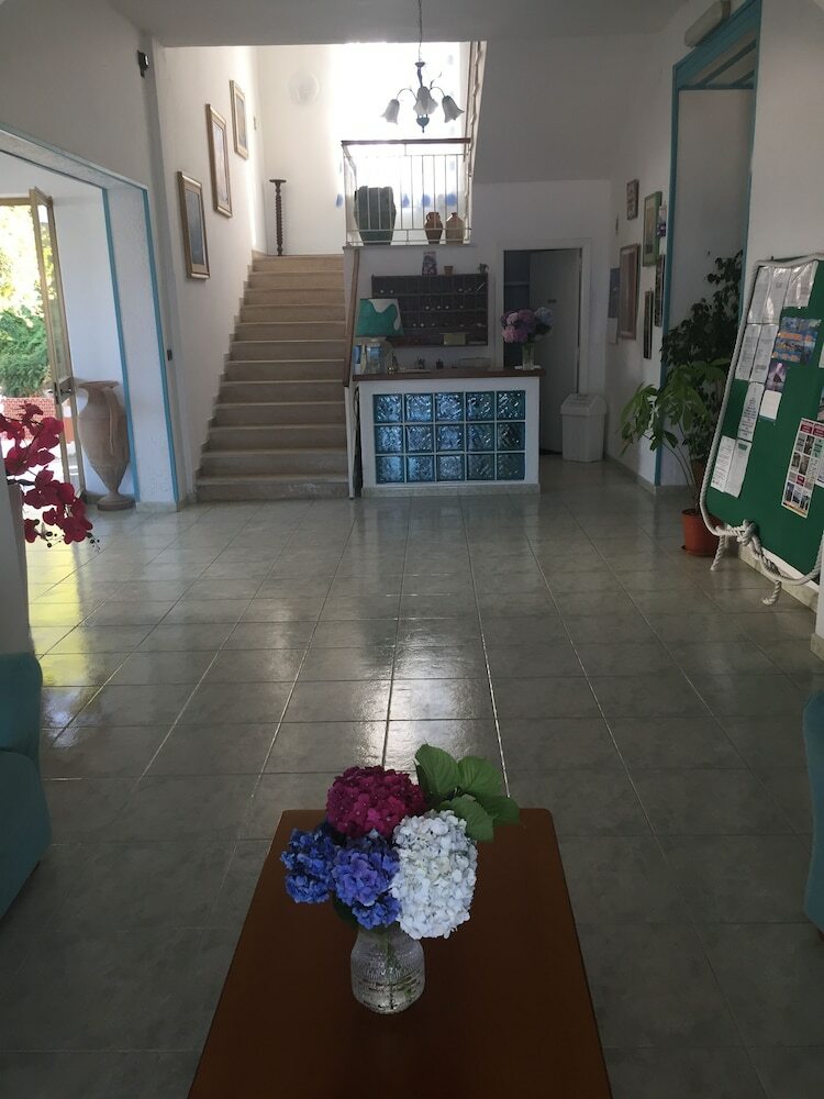 Posada Pithaecusa