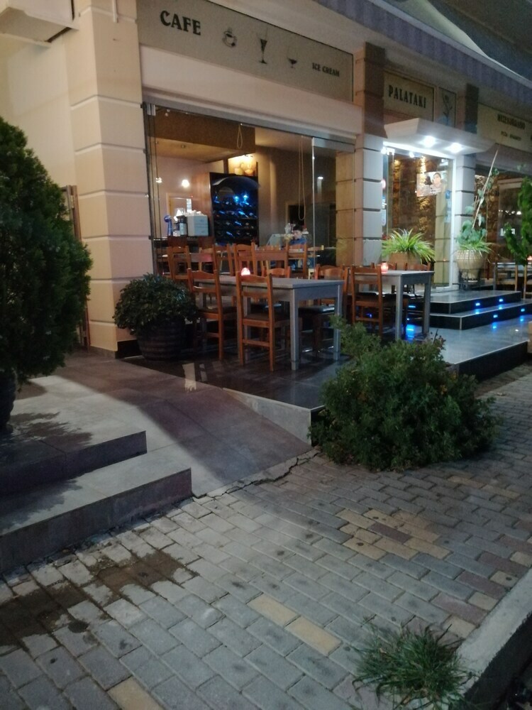 Hotel Palataki Residence