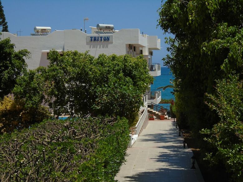 Hotel Triton