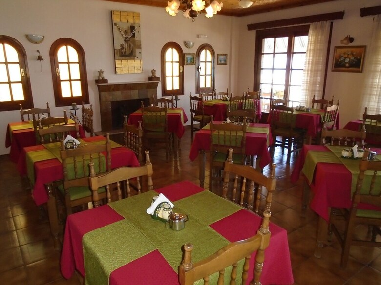 Hotel Triton