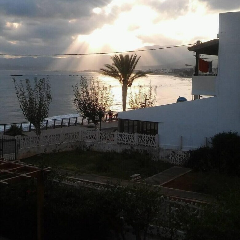 Hotel Triton