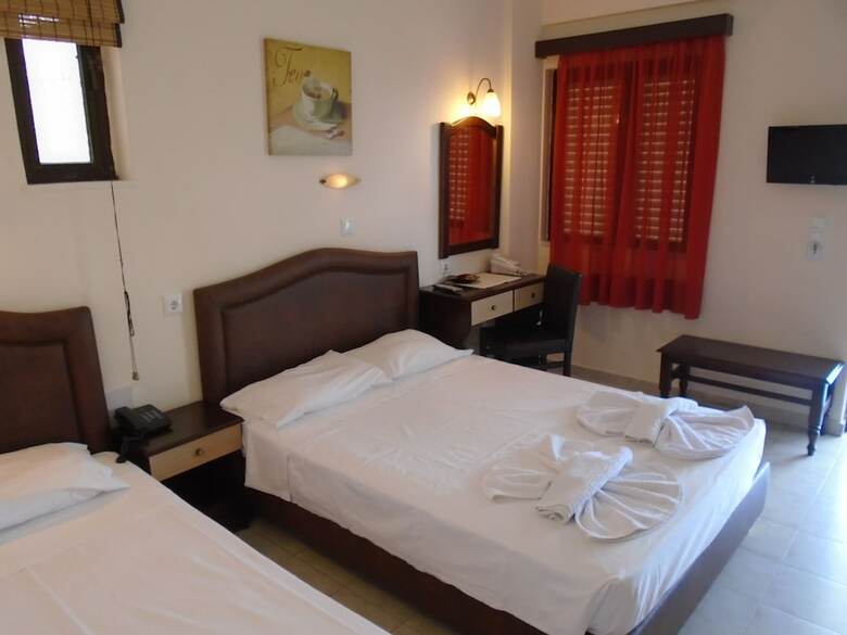 Hotel Triton